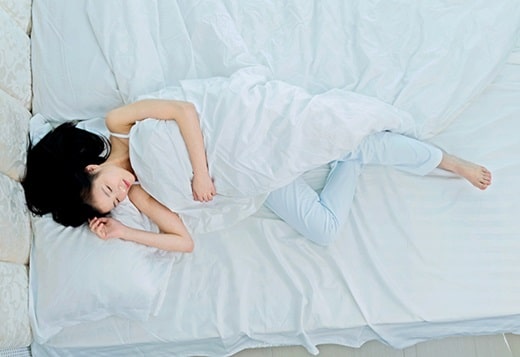 Is It Better To Sleep On Your Back, Side, Or Stomach?