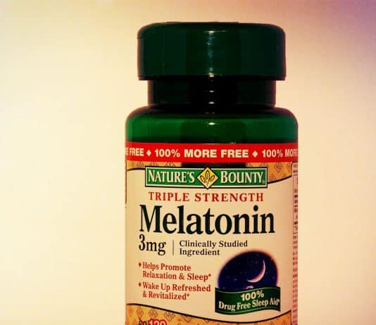 what is the difference between sleeping pills and melatonin 3